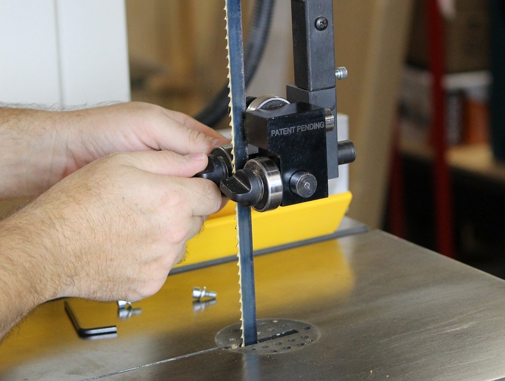 How to Install a Bandsaw Blade