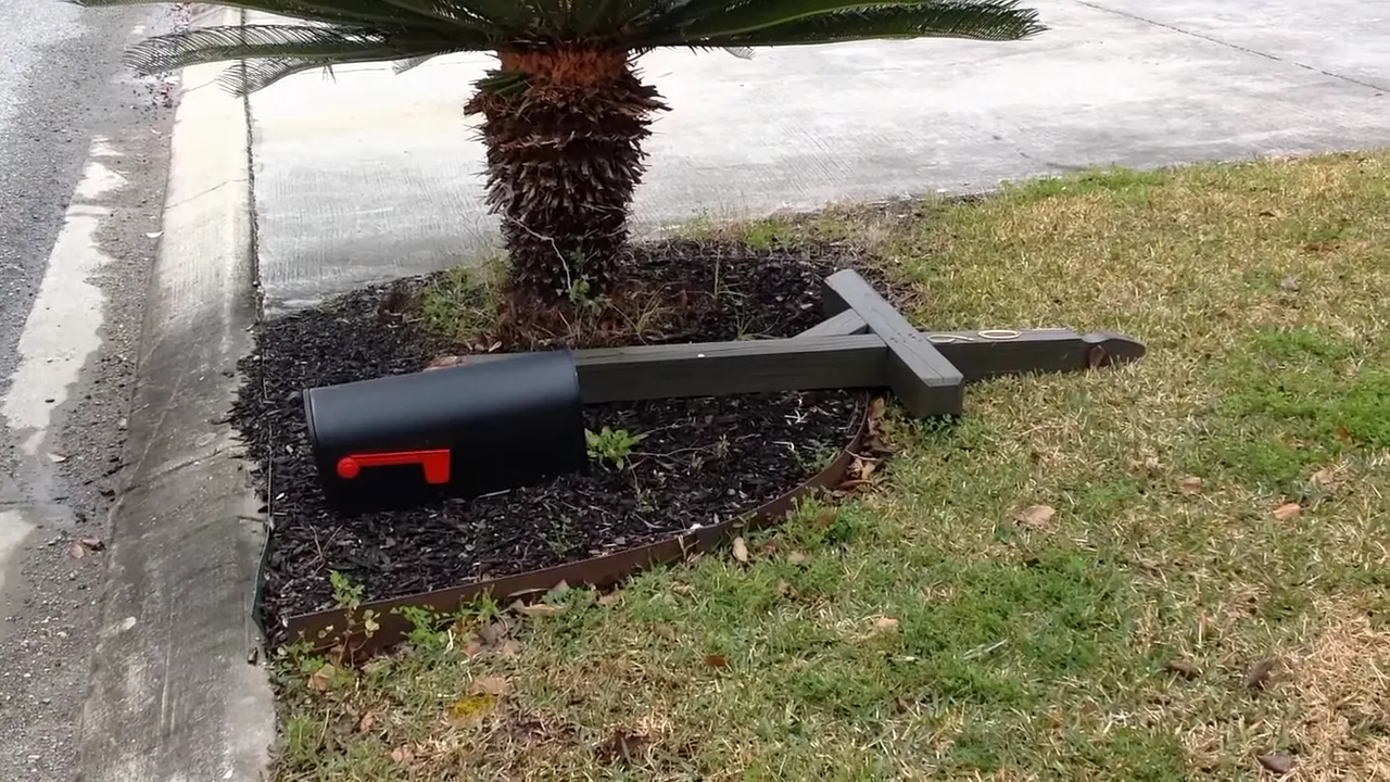 How to Install a Mailbox in the Ground