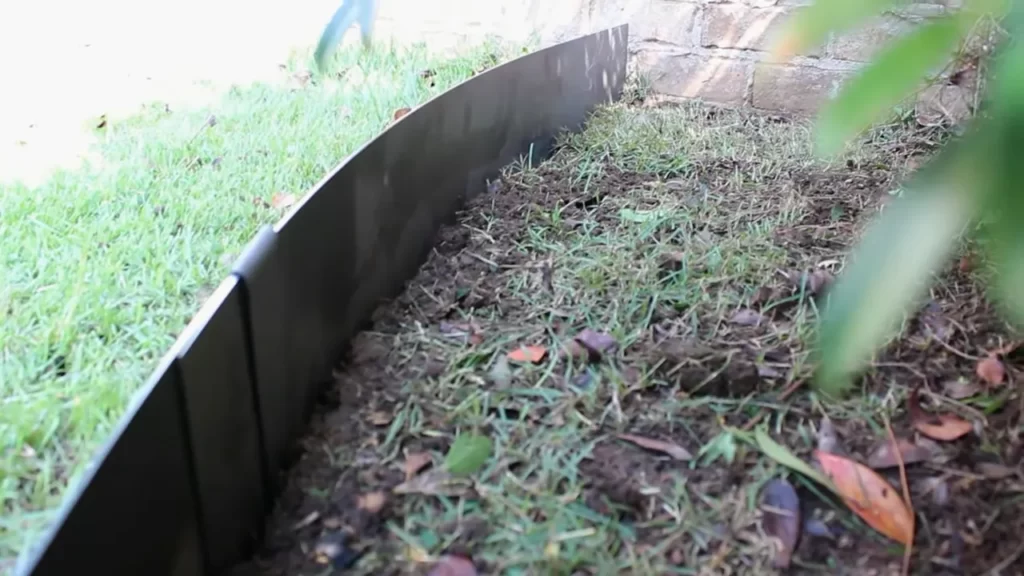 Maintaining And Caring For Steel Landscape Edging